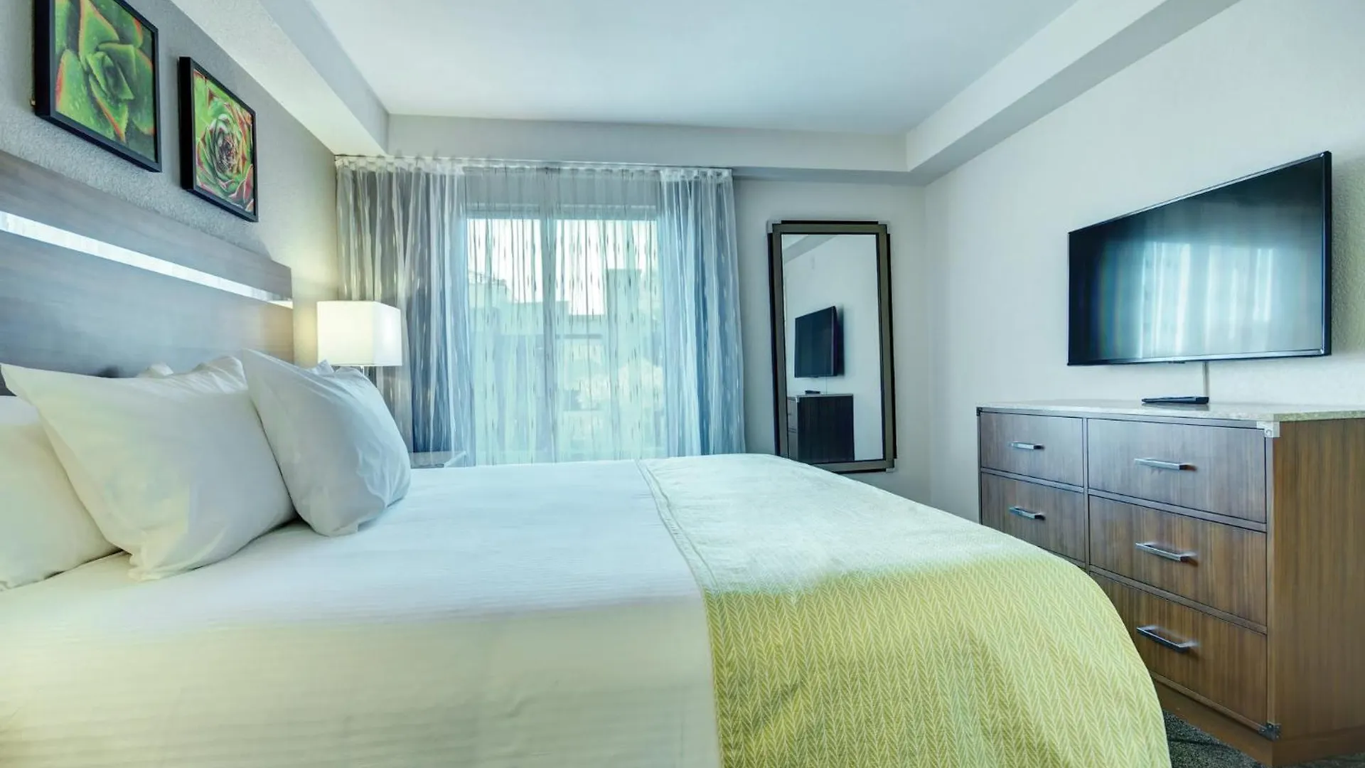 Wyndham Desert Rose Resort 2Br Apartment With Resort Access ラスベガス 0*,  米国