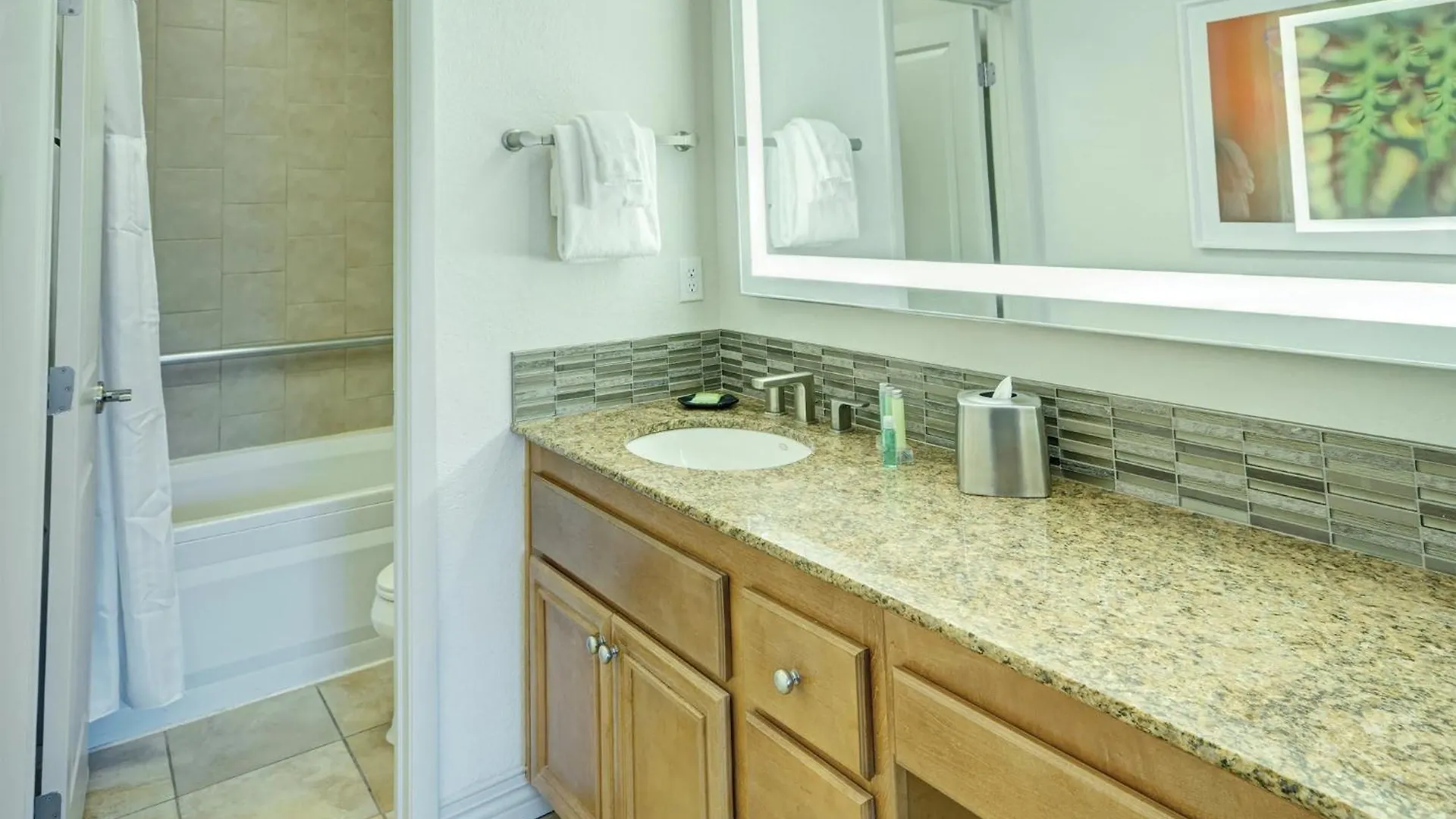 別荘 Wyndham Desert Rose Resort 2Br Apartment With Resort Access ラスベガス 米国